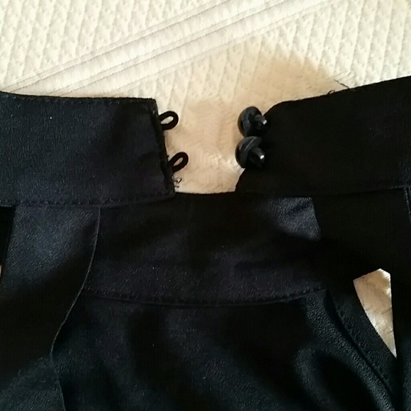 High Neckline sleeveless top, black, S - Picture 4 of 5